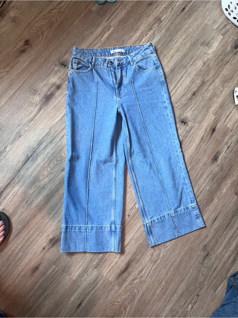 Zara Light Blue Wide Crop Seamed Jeans